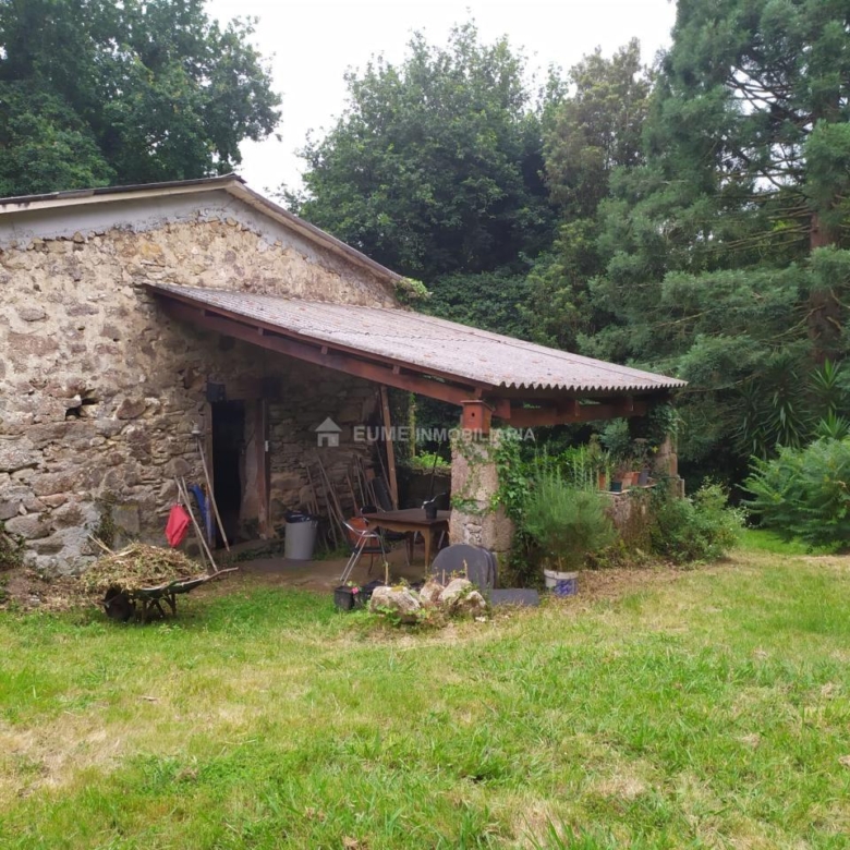 CASA DE PIEDRA PARA REHABILITAR-EXCELENTE FINCA