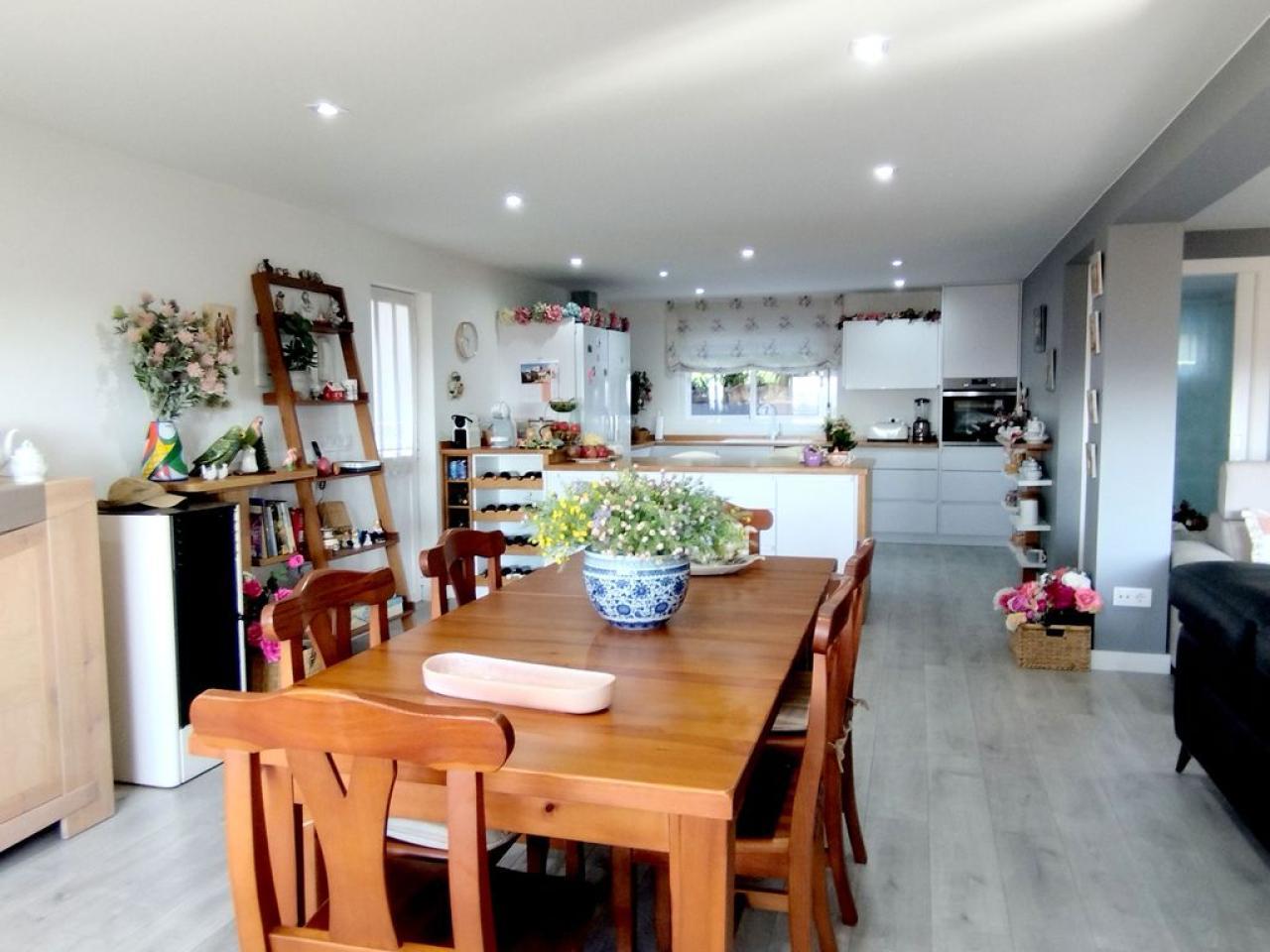 178180239905600045159_178180207742 Preciosa casa con dos ambientes independientes.