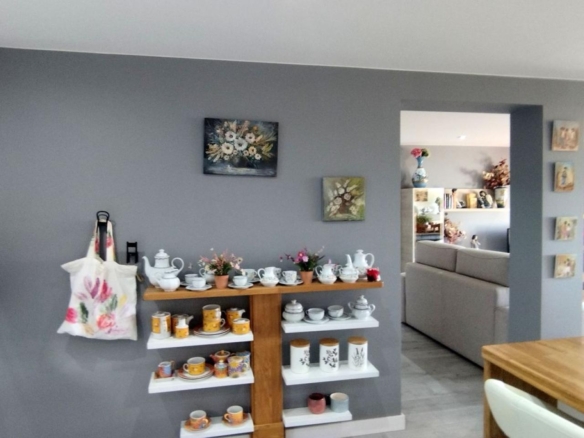 Preciosa casa con dos ambientes independientes.