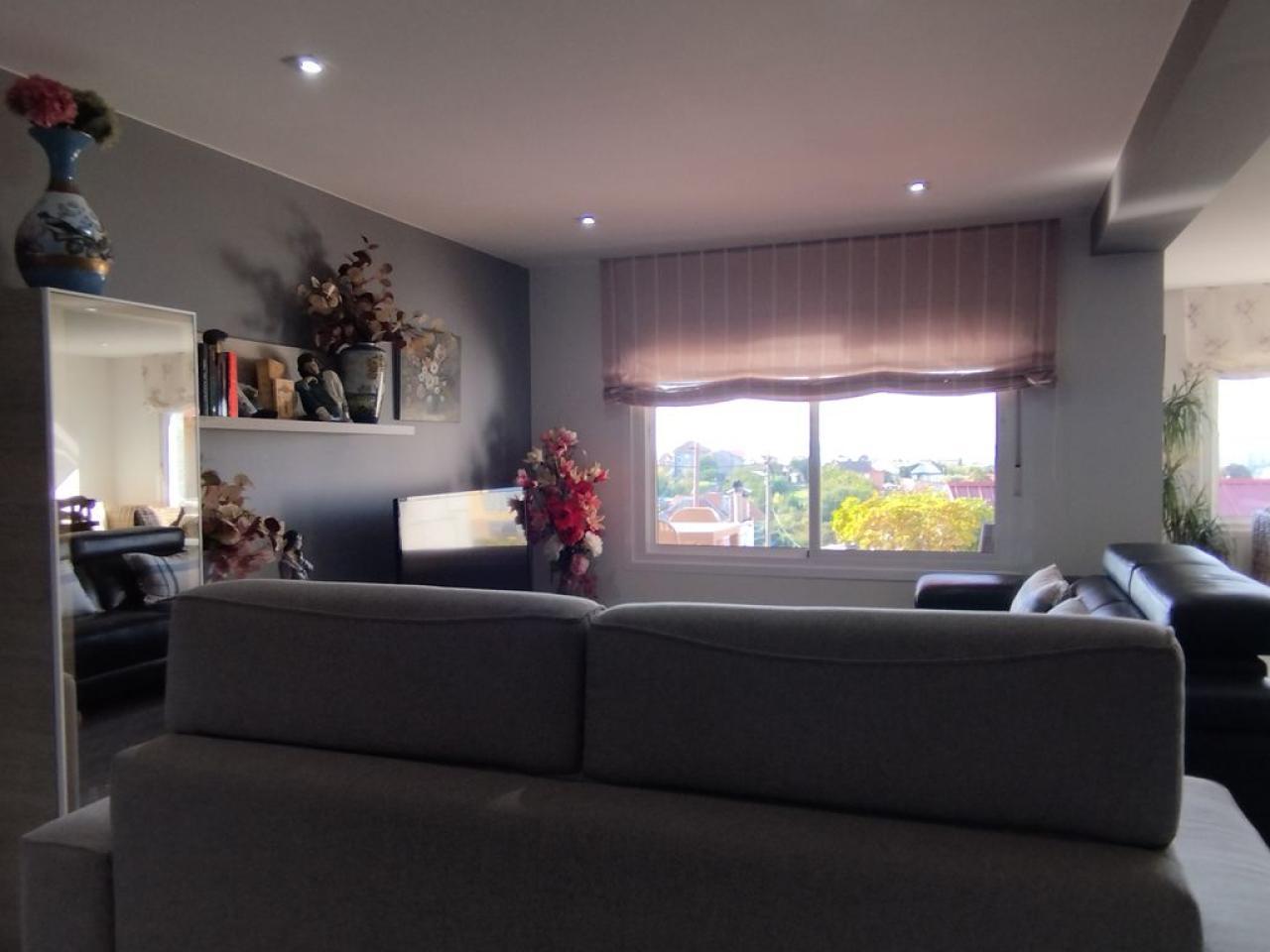 178180240446100045159_178180207816 Preciosa casa con dos ambientes independientes.