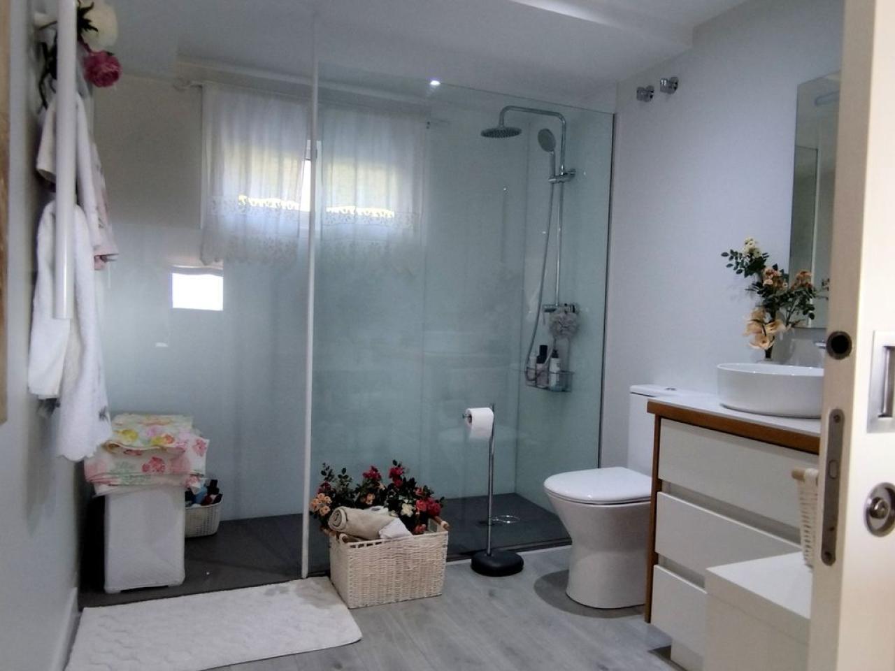 178180240554700045159_178180207841 Preciosa casa con dos ambientes independientes.