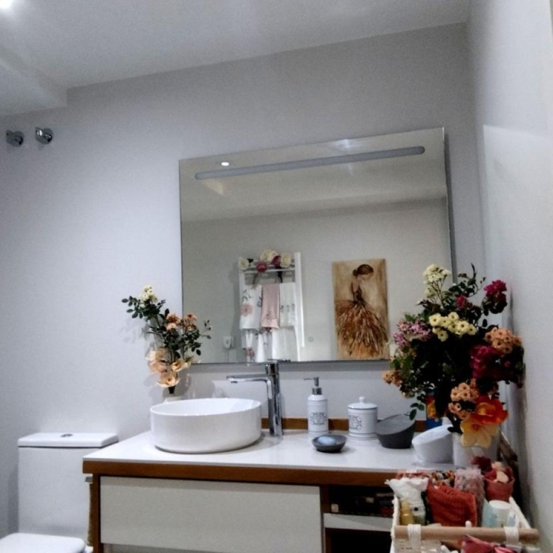 Preciosa casa con dos ambientes independientes.