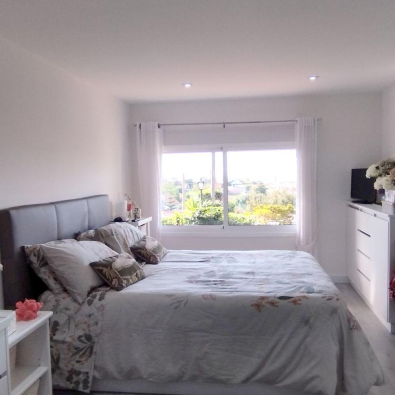 Preciosa casa con dos ambientes independientes.