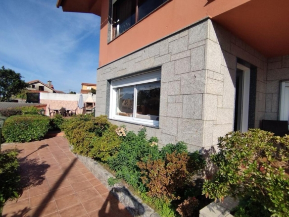 Preciosa casa con dos ambientes independientes.