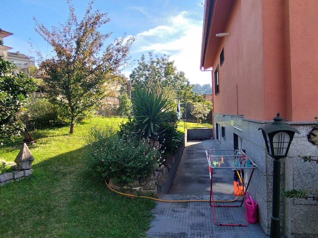 178180241369800045159_178180207980 Preciosa casa con dos ambientes independientes.