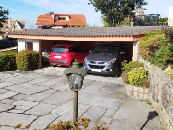 Preciosa casa con dos ambientes independientes.