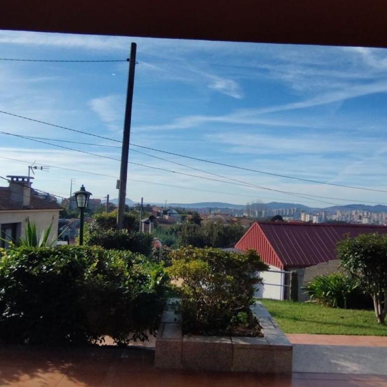 Preciosa casa con dos ambientes independientes.