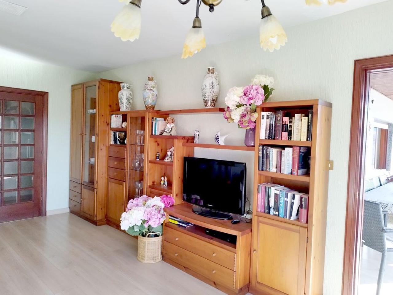 178180242663400045159_178180208249 Preciosa casa con dos ambientes independientes.