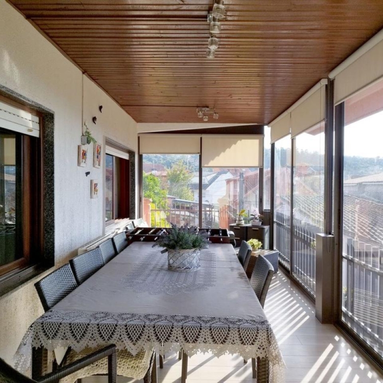 Preciosa casa con dos ambientes independientes.