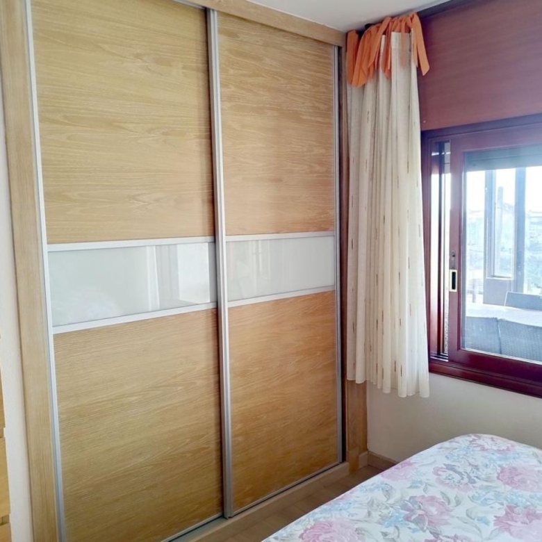 Preciosa casa con dos ambientes independientes.