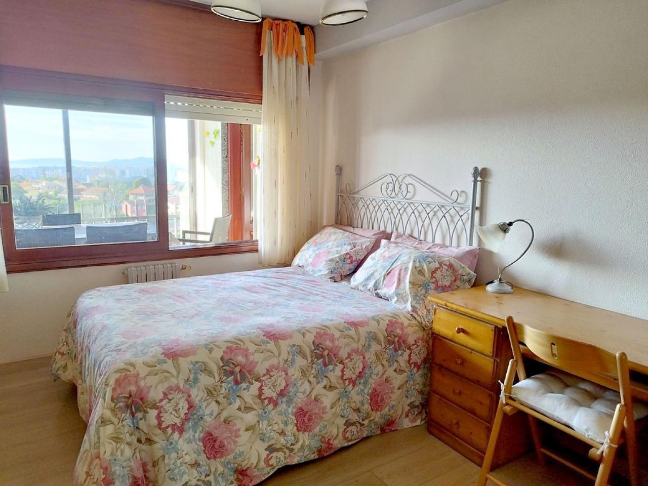 178180243337400045159_178180208368 Preciosa casa con dos ambientes independientes.