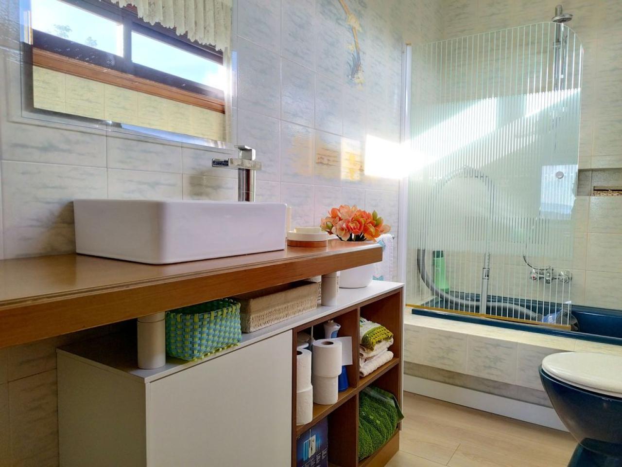 178180243852800045159_178180208468 Preciosa casa con dos ambientes independientes.