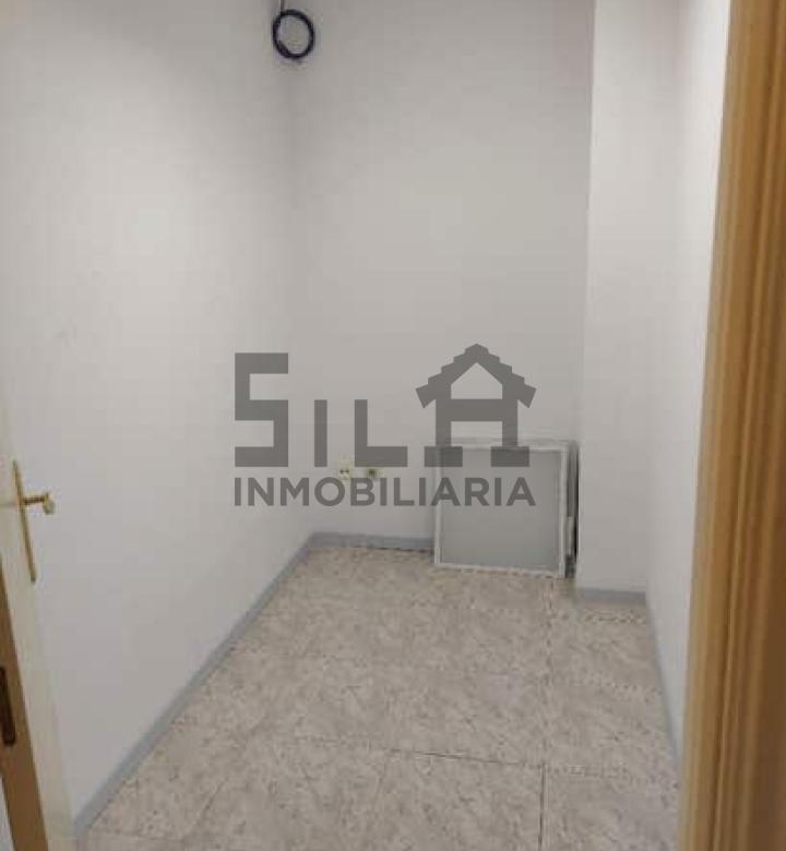 ALQUILER LOCAL ZONA CENTRO