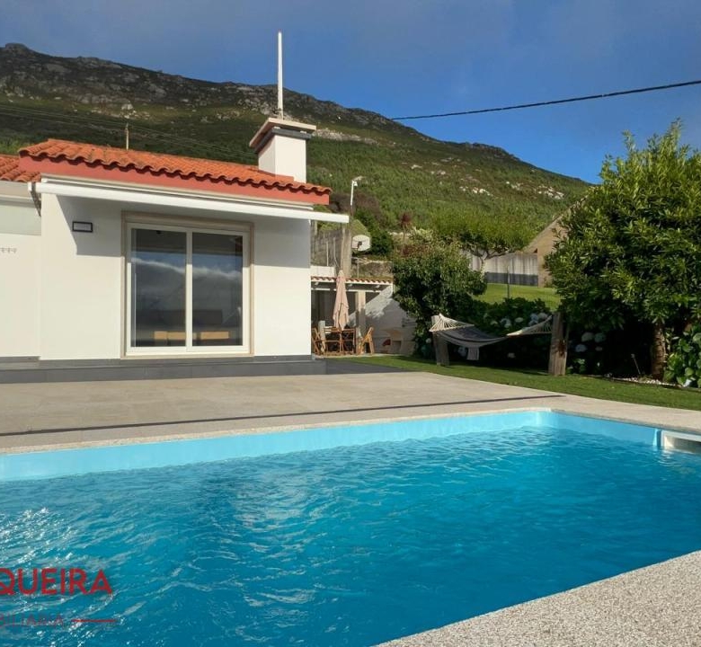 Alquiler Vacacional SOLO A PARTIR DE 1er DE MAYO HASTA el 16 DE JUNIO 2027 CASA VERAVERDE | Piscina Privada, Jardín y Vistas al Atlántico en O Rosal