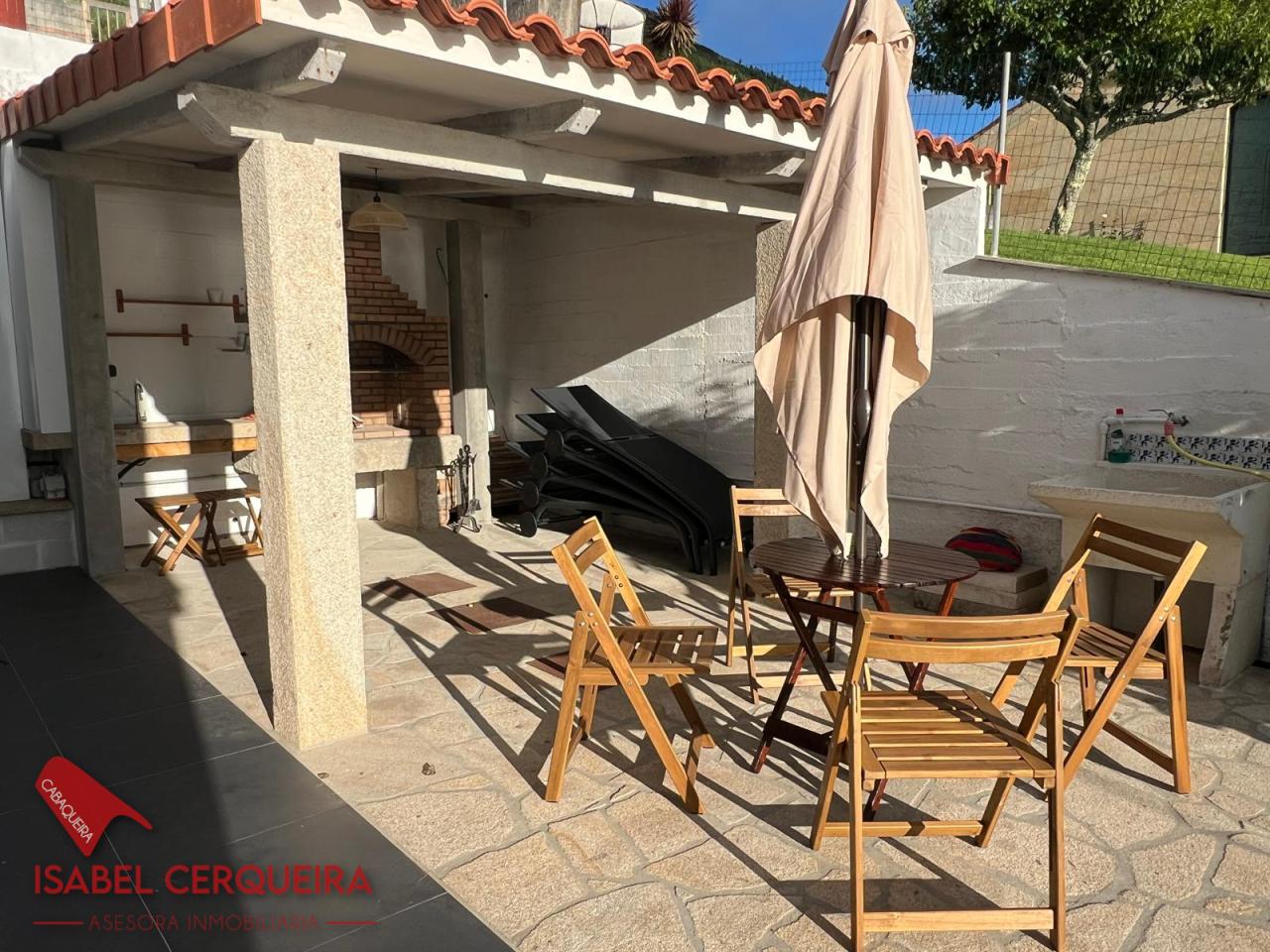 Alquiler Vacacional SOLO A PARTIR DE 1er DE MAYO HASTA el 16 DE JUNIO 2027 CASA VERAVERDE | Piscina Privada, Jardín y Vistas al Atlántico en O Rosal
