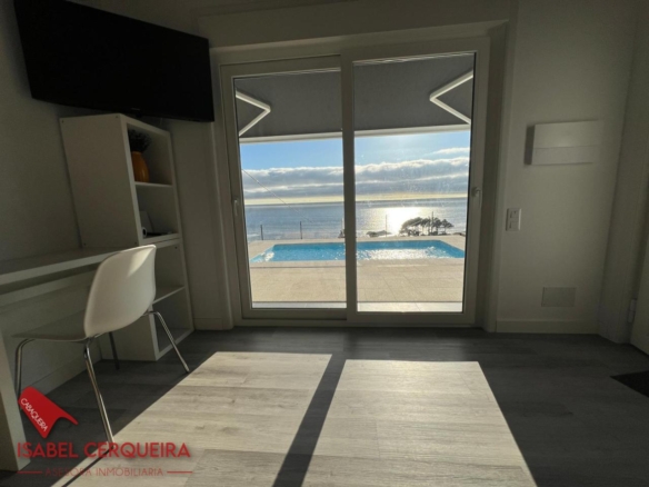 Alquiler Vacacional SOLO A PARTIR DE 1er DE MAYO HASTA el 16 DE JUNIO 2027 CASA VERAVERDE | Piscina Privada, Jardín y Vistas al Atlántico en O Rosal