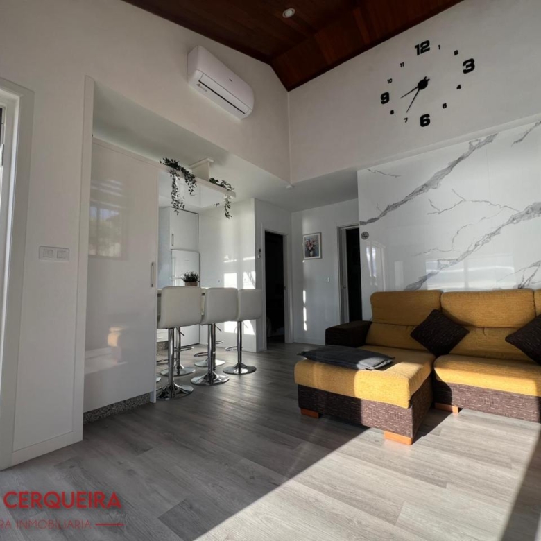 Alquiler Vacacional SOLO A PARTIR DE 1er DE MAYO HASTA el 16 DE JUNIO 2027 CASA VERAVERDE | Piscina Privada, Jardín y Vistas al Atlántico en O Rosal