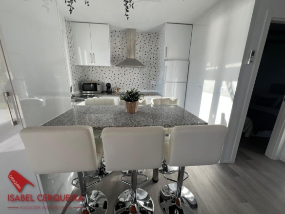Alquiler Vacacional SOLO A PARTIR DE 1er DE MAYO HASTA el 16 DE JUNIO 2027 CASA VERAVERDE | Piscina Privada, Jardín y Vistas al Atlántico en O Rosal