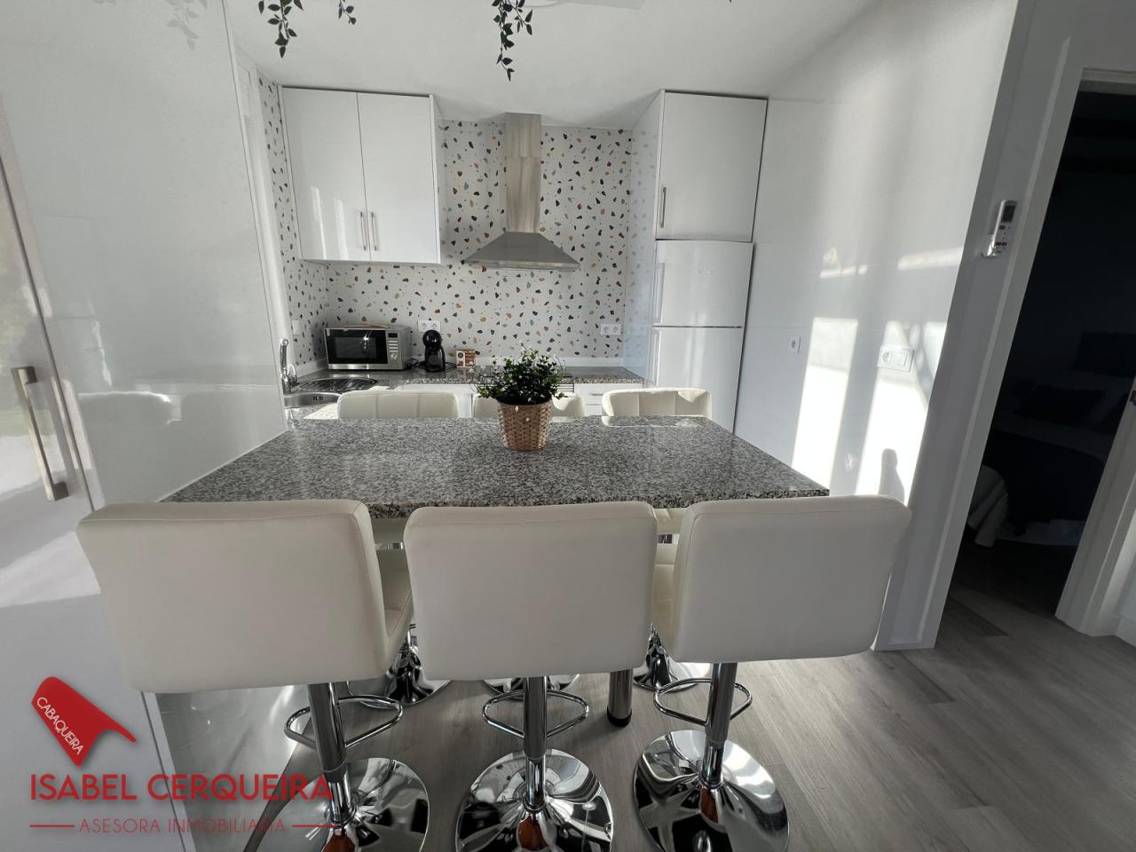 Alquiler Vacacional SOLO A PARTIR DE 1er DE MAYO HASTA el 16 DE JUNIO 2027 CASA VERAVERDE | Piscina Privada, Jardín y Vistas al Atlántico en O Rosal