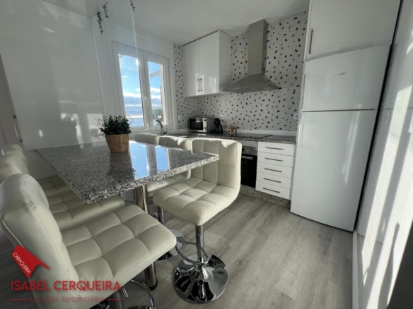 Alquiler Vacacional SOLO A PARTIR DE 1er DE MAYO HASTA el 16 DE JUNIO 2027 CASA VERAVERDE | Piscina Privada, Jardín y Vistas al Atlántico en O Rosal