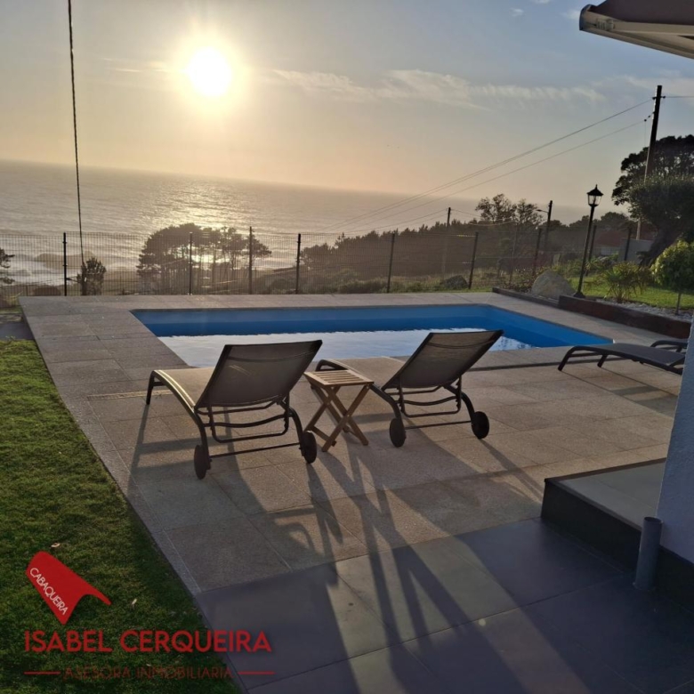 Alquiler Vacacional SOLO A PARTIR DE 1er DE MAYO HASTA el 16 DE JUNIO 2027 CASA VERAVERDE | Piscina Privada, Jardín y Vistas al Atlántico en O Rosal