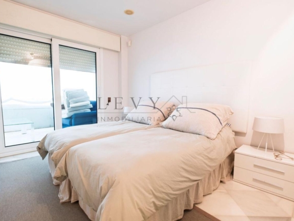 Apartamento de Lujo en Puerto Banus