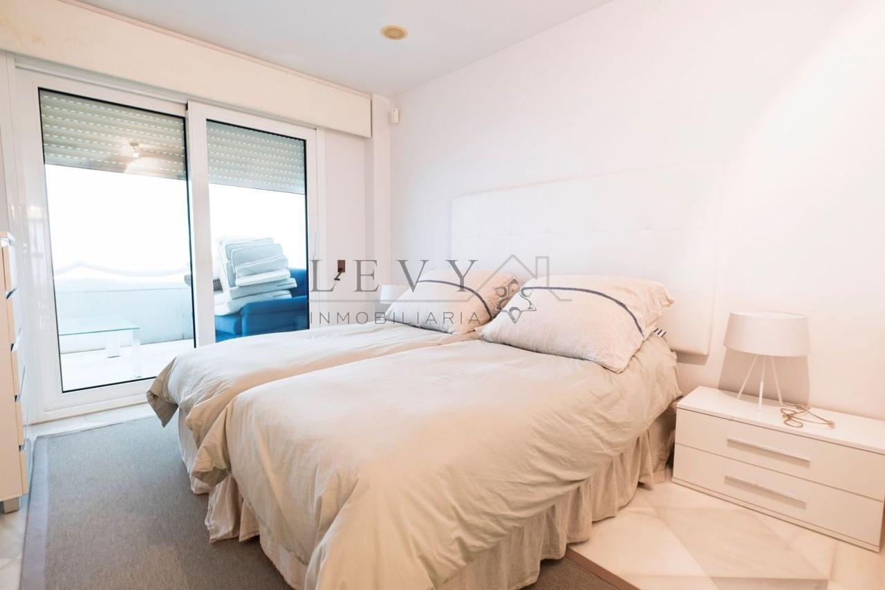 178212376586900165348_175585768827 Apartamento de Lujo en Puerto Banus