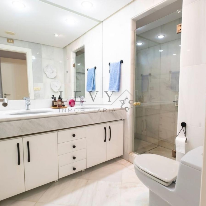 Apartamento de Lujo en Puerto Banus