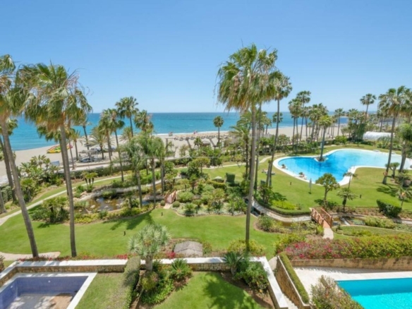 Apartamento de Lujo en Puerto Banus