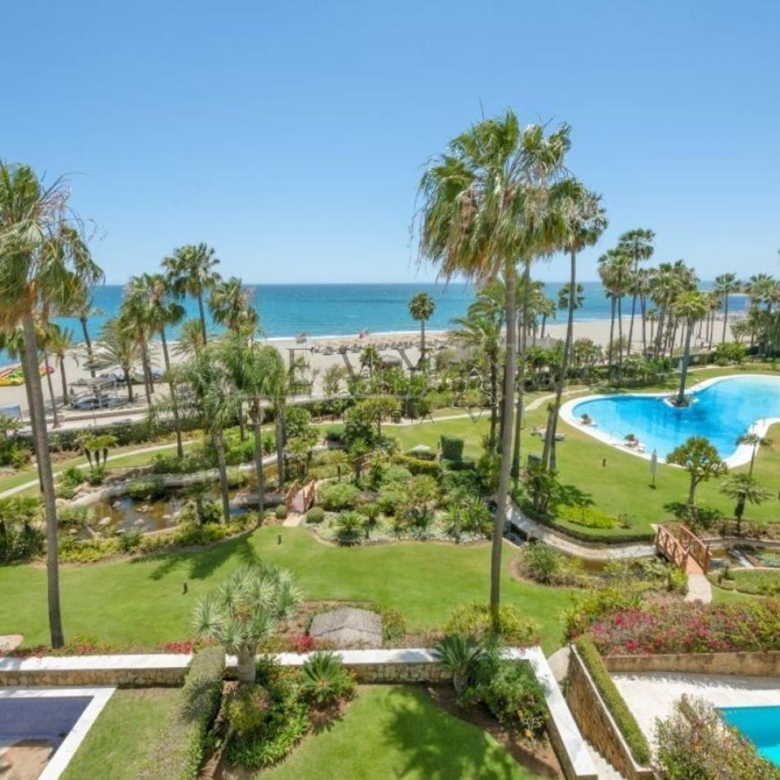 Apartamento de Lujo en Puerto Banus