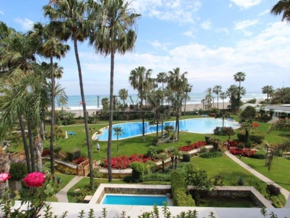 Apartamento de Lujo en Puerto Banus