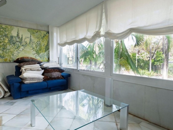 Apartamento de Lujo en Puerto Banus