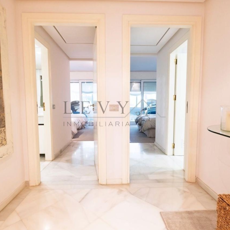 Apartamento de Lujo en Puerto Banus