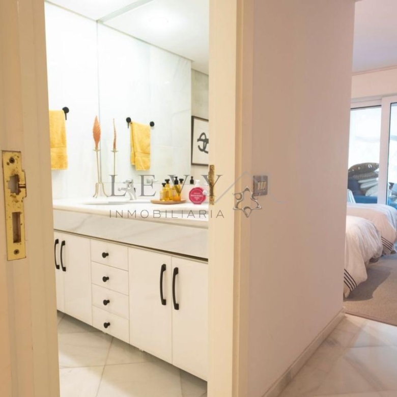 Apartamento de Lujo en Puerto Banus