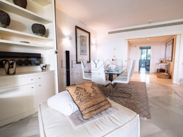 Apartamento de Lujo en Puerto Banus