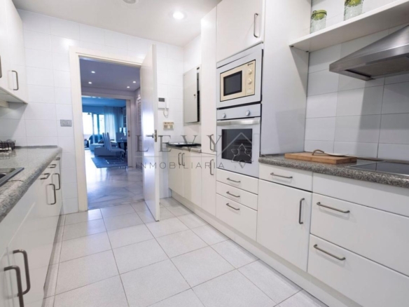 Apartamento de Lujo en Puerto Banus