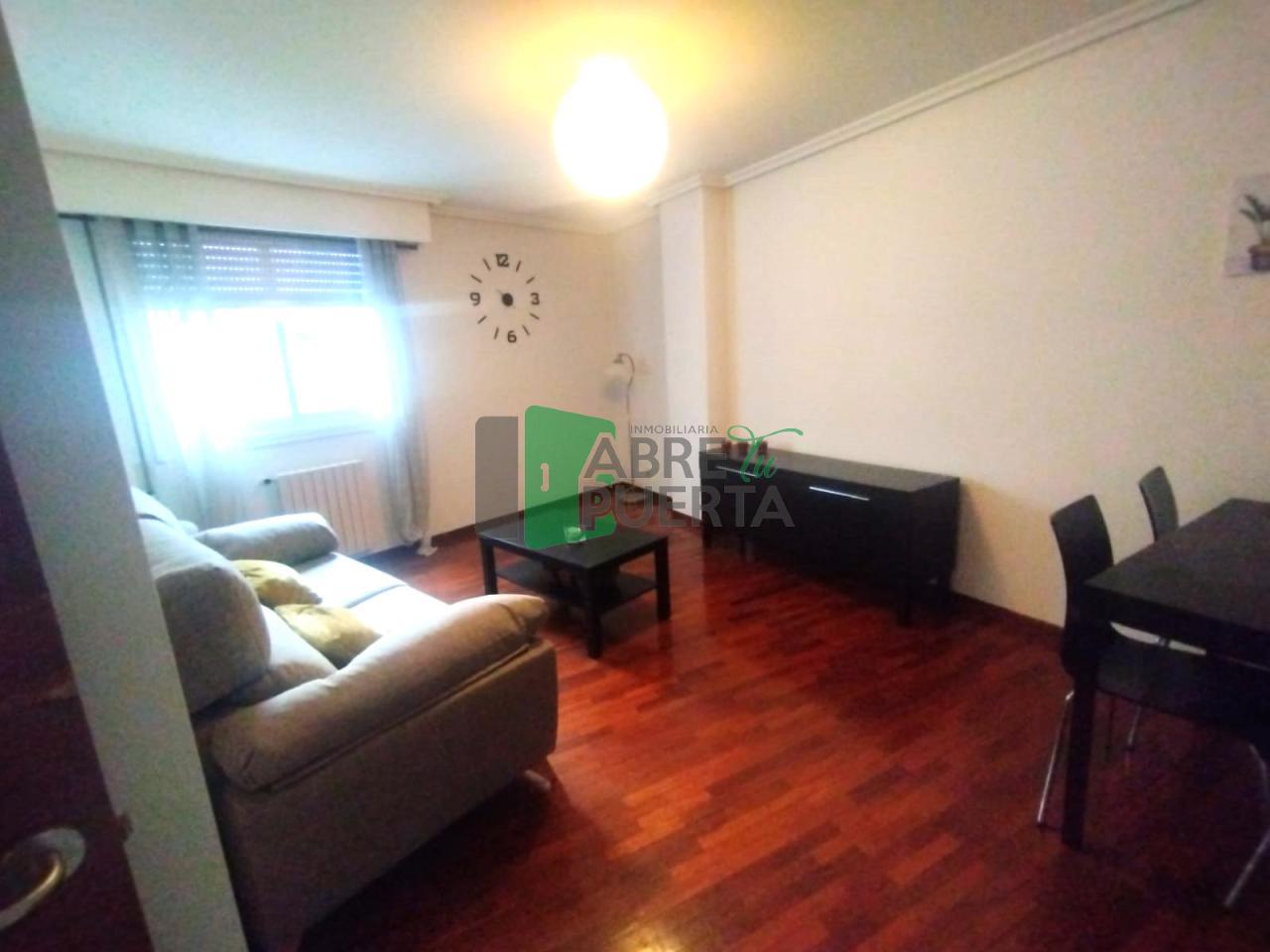 178214331179300159793_173584286001 APARTAMENTO AMPLIO EN EL CENTRO