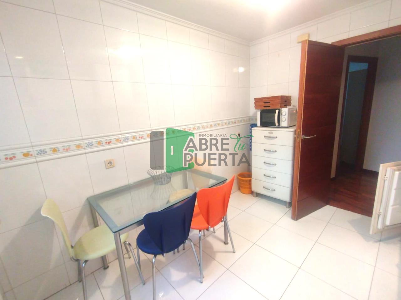 178214331319100159793_173584285959 APARTAMENTO AMPLIO EN EL CENTRO