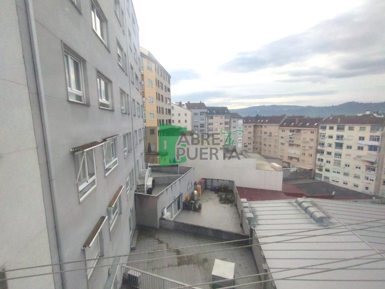 178214331909200159793_173584286571 APARTAMENTO AMPLIO EN EL CENTRO