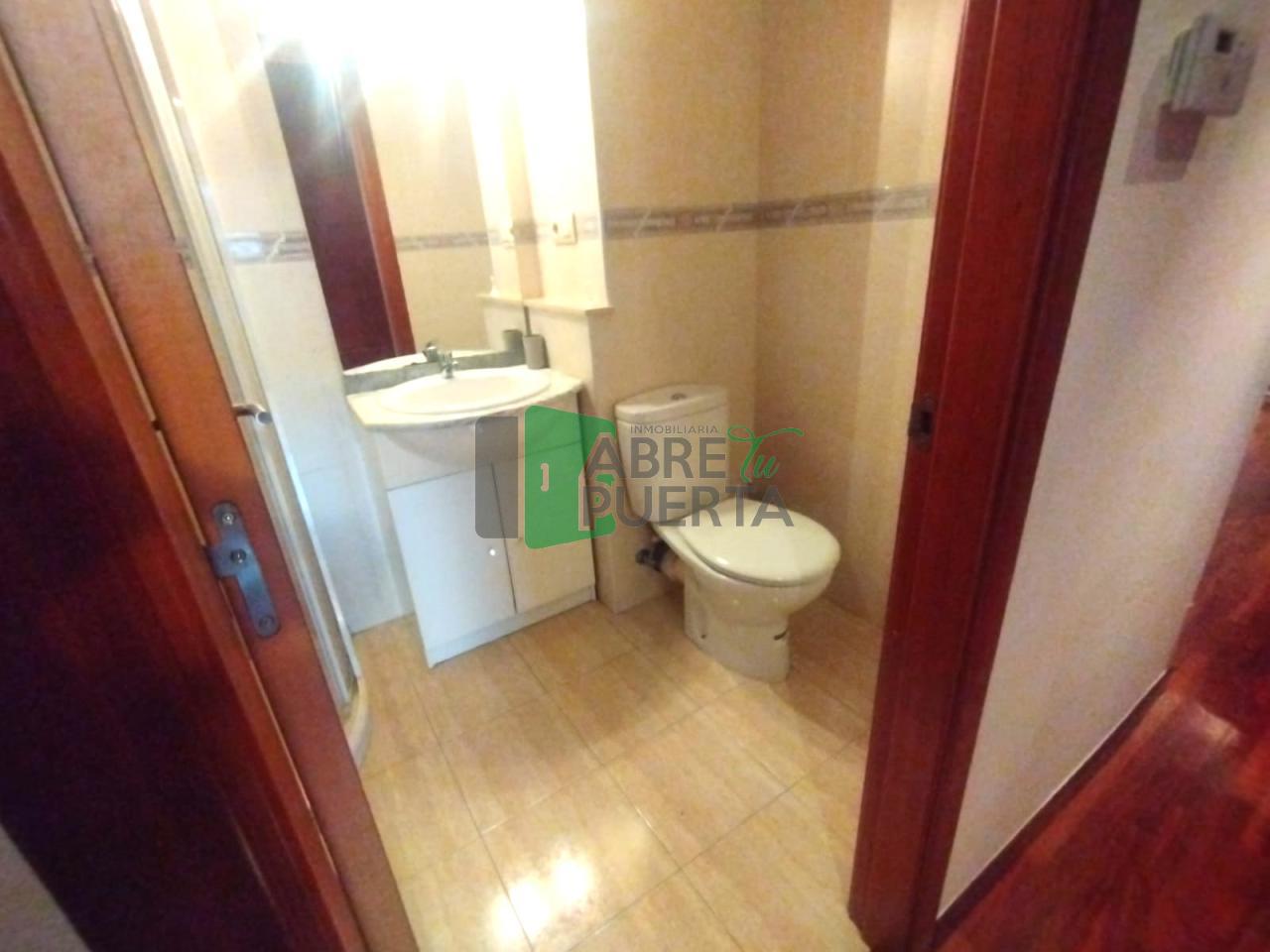 178214331910200159793_173584286529 APARTAMENTO AMPLIO EN EL CENTRO