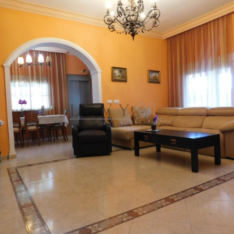 CASA EN EL ATABAL
