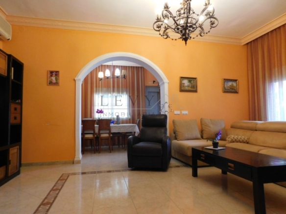 CASA EN EL ATABAL