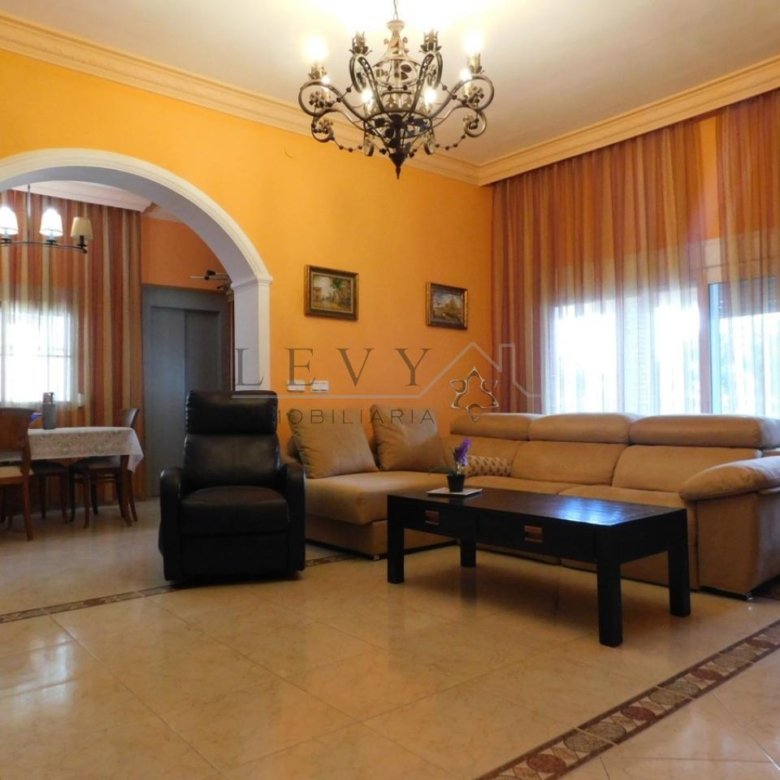 CASA EN EL ATABAL
