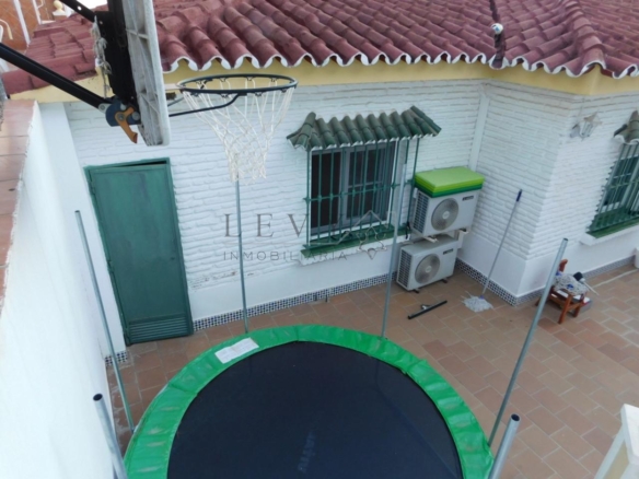 CASA EN EL ATABAL