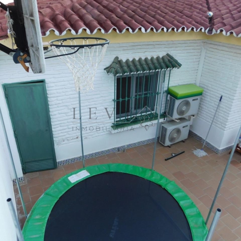 CASA EN EL ATABAL