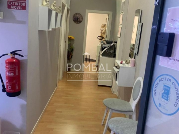 LOCAL COMERCIAL EN GALERIAS, IDEAL PARA CUALQUIER EMPRENDIMIENTO