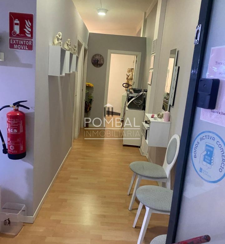 LOCAL COMERCIAL EN GALERIAS, IDEAL PARA CUALQUIER EMPRENDIMIENTO