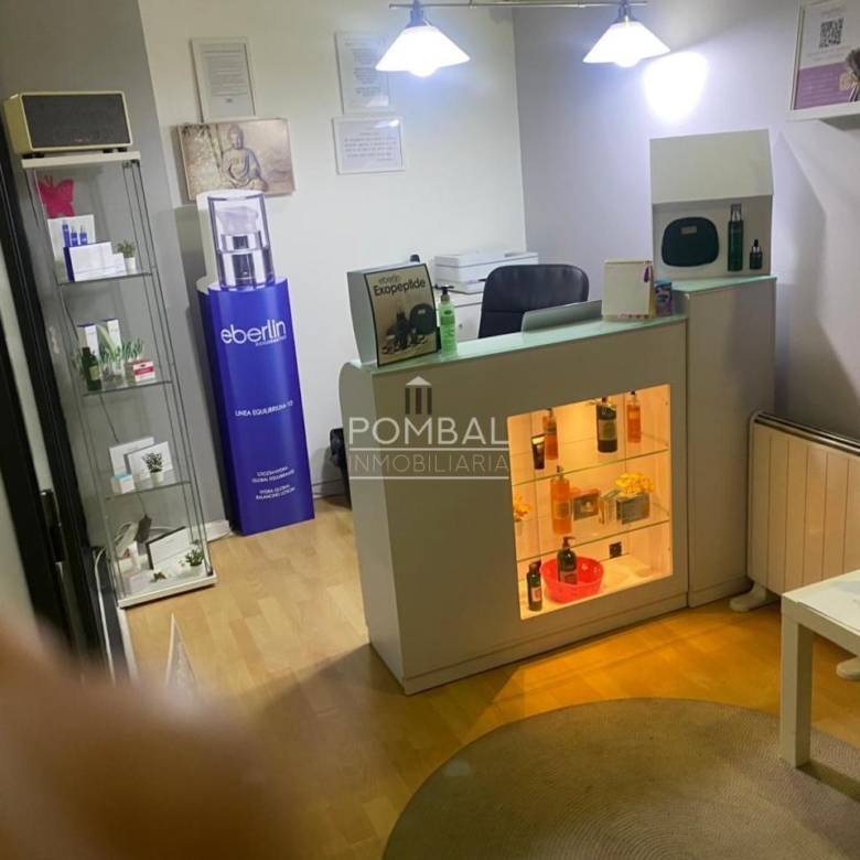 LOCAL COMERCIAL EN GALERIAS, IDEAL PARA CUALQUIER EMPRENDIMIENTO