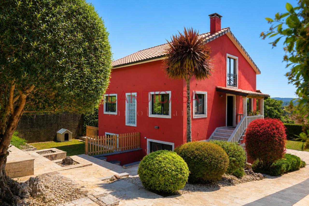 178221644347600045209_178221558071 Chalet listo para entrar a vivir en urbanización privada con piscina, zonas deportivas y amplios espacios para disfrutar
