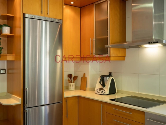 Chalet listo para entrar a vivir en urbanización privada con piscina, zonas deportivas y amplios espacios para disfrutar